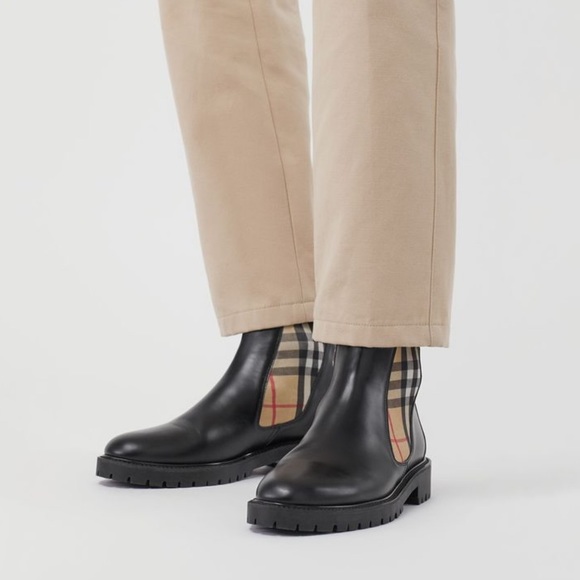 Burberry Runway Extension Allostock Chelsea Boot Black size 38 - Picture 1 of 14